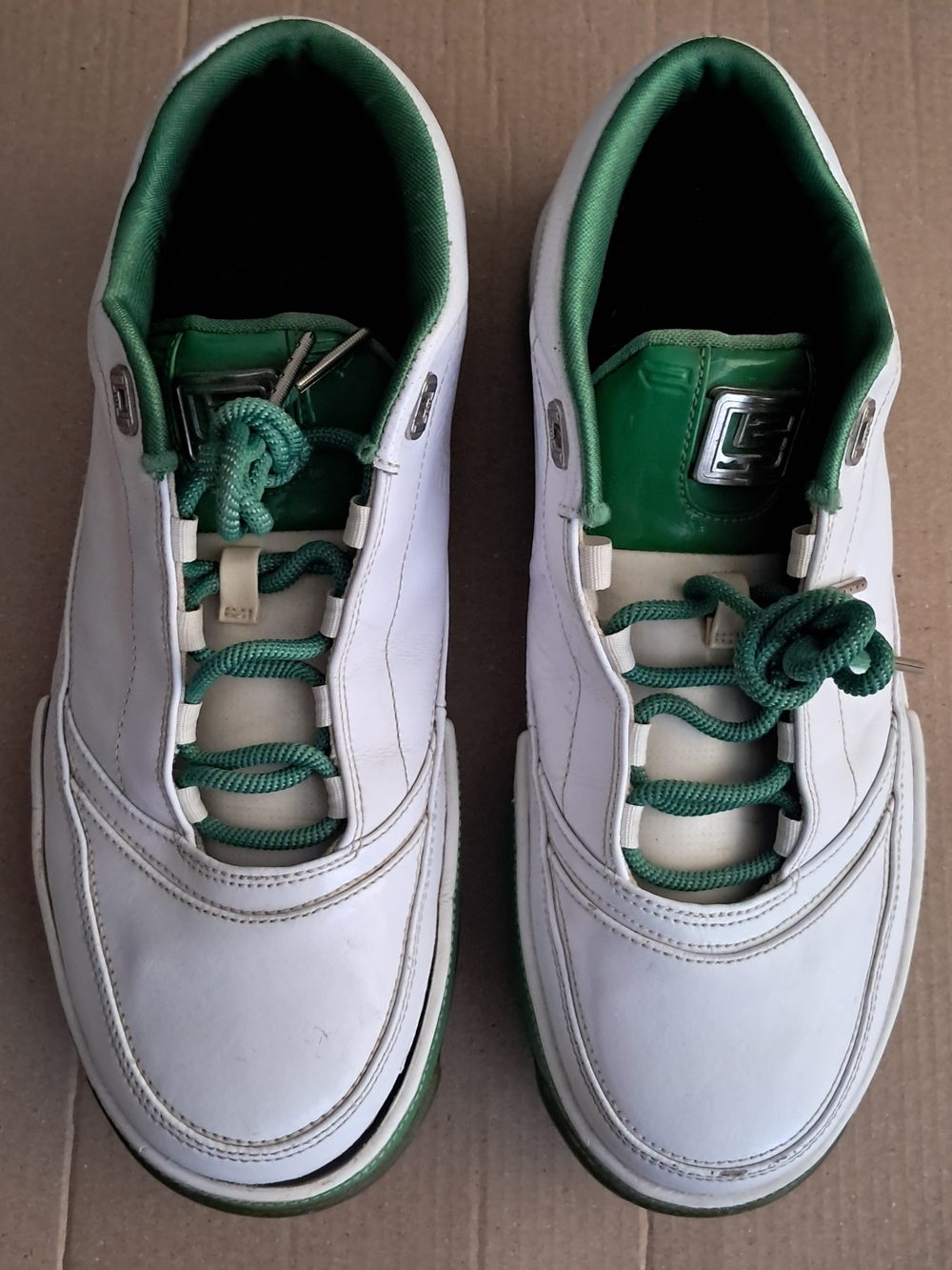 White and Green Low-Top Men's Sneakers
